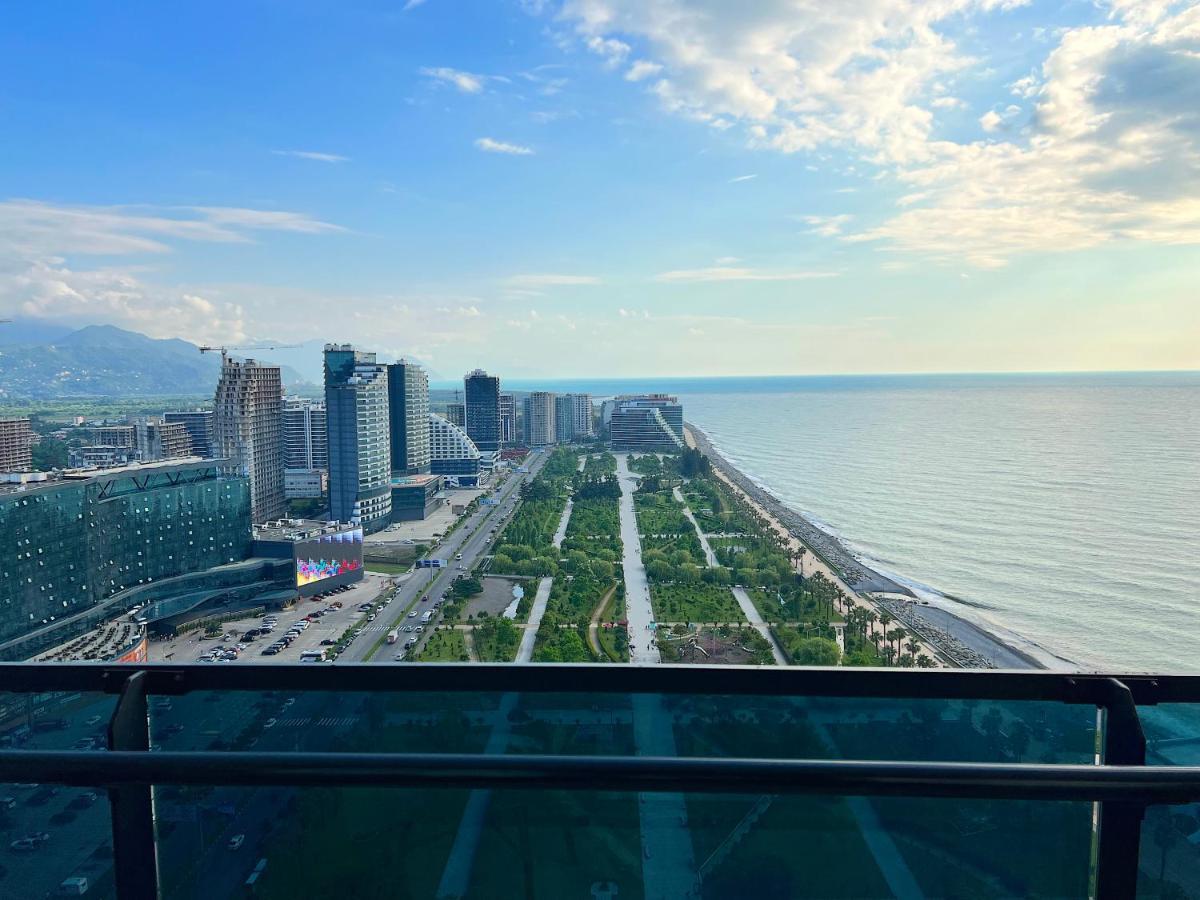 Orbi Beach Tower Aparts 바투미 외부 사진