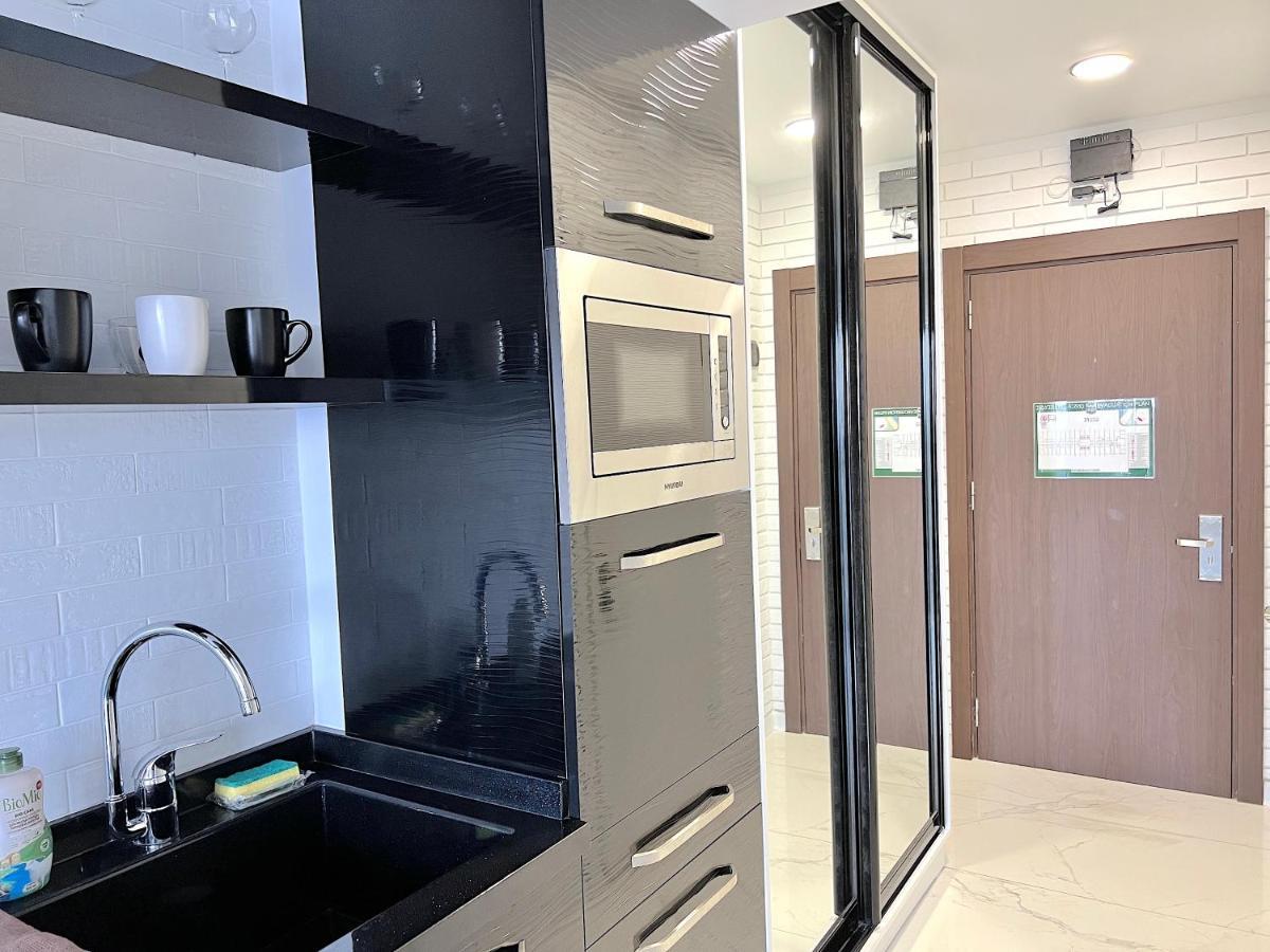 Orbi Beach Tower Aparts 바투미 외부 사진