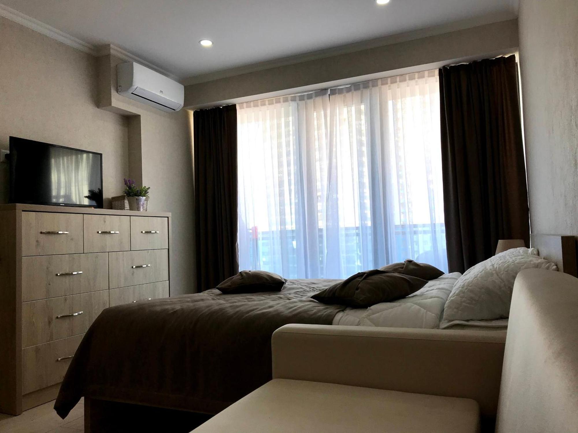 Orbi Beach Tower Aparts 바투미 외부 사진