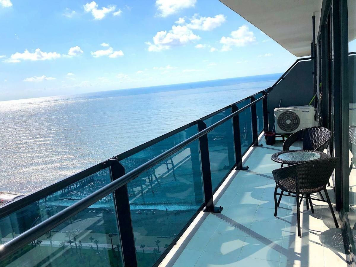Orbi Beach Tower Aparts 바투미 외부 사진